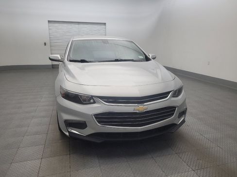 Used 2018 Chevrolet Malibu LT FWD image 14