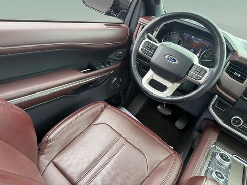 Used 2024 Ford Expedition Limited AWD/4WD image 15