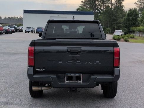 Used 2024 Toyota Tacoma SR5 AWD/4WD image 4