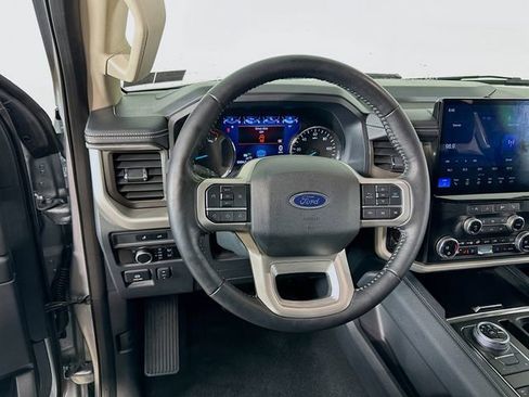 Certified 2024 Ford Expedition Max XLT image 25