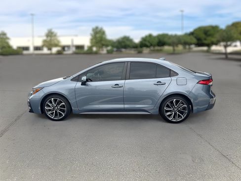 Used 2022 Toyota Corolla SE FWD image 5