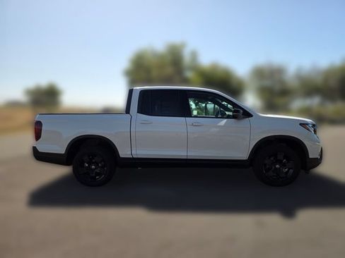 New 2026 Honda Ridgeline Black Edition image 5