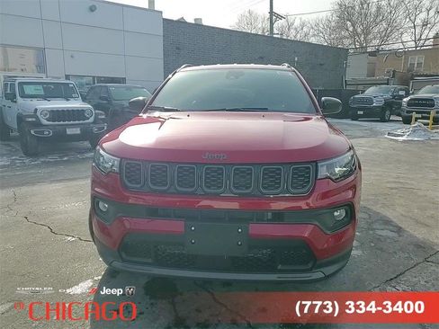 Certified 2025 Jeep Compass Latitude w/ Altitude Special Edition image 9