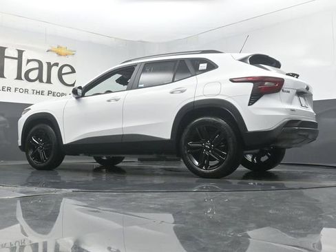 New 2025 Chevrolet Trax ACTIV w/ Sunroof Package image 33