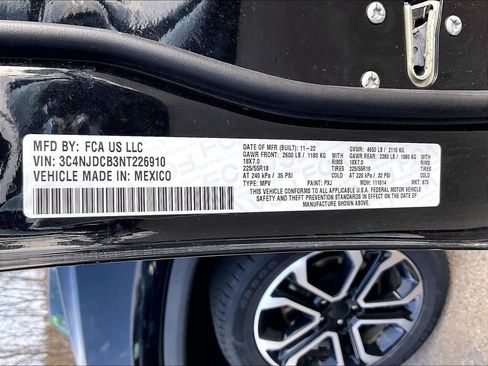 Used 2022 Jeep Compass Limited AWD/4WD image 31