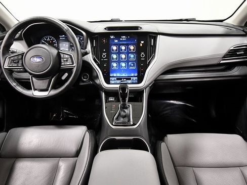 Used 2023 Subaru Outback Limited image 3
