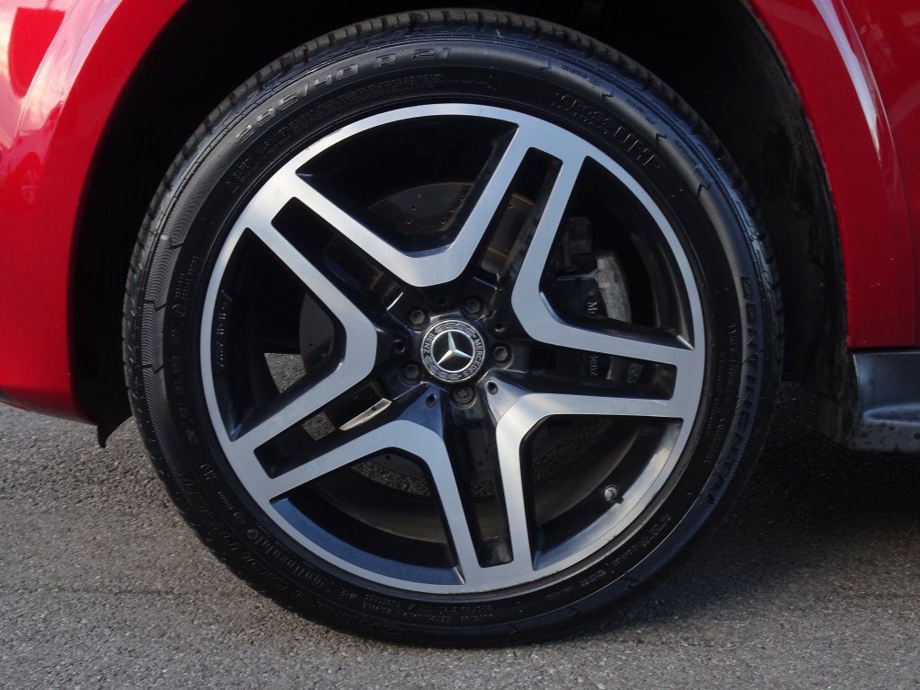 Used 2018 Mercedes-Benz GLS 550 4MATIC image 32