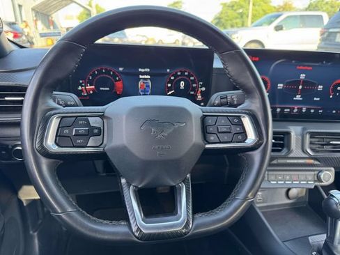 Used 2024 Ford Mustang Coupe RWD image 18
