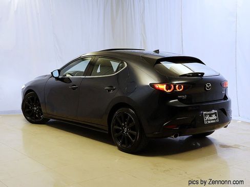 Used 2020 MAZDA MAZDA3 Premium Package image 9