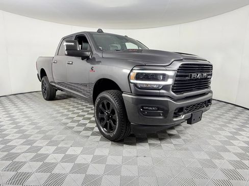 Used 2024 RAM 2500 Laramie w/ Night Edition AWD/4WD image 5