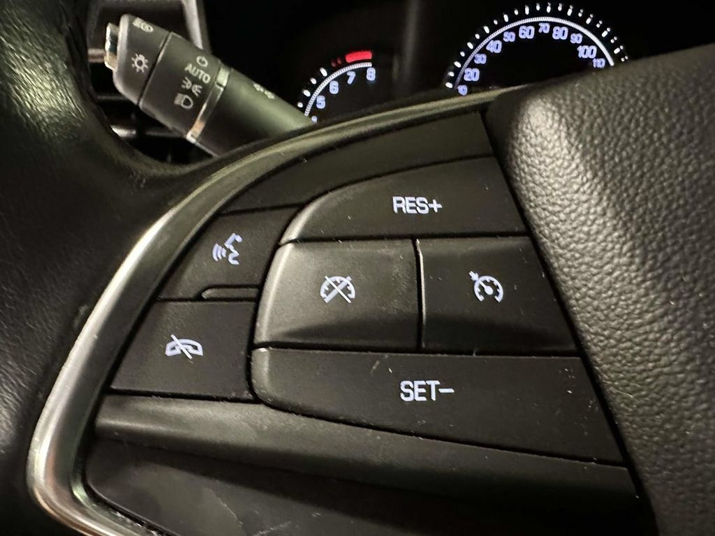 Used 2019 Cadillac XT5 Luxury FWD image 33