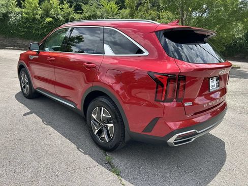 Used 2022 Kia Sorento S FWD image 5