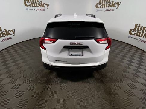 Certified 2024 GMC Terrain SLE w/ Driver Convenience Package FWD image 7