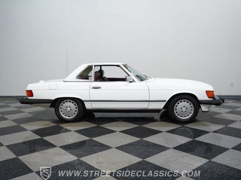 Used 1989 Mercedes-Benz 560 SL image 15