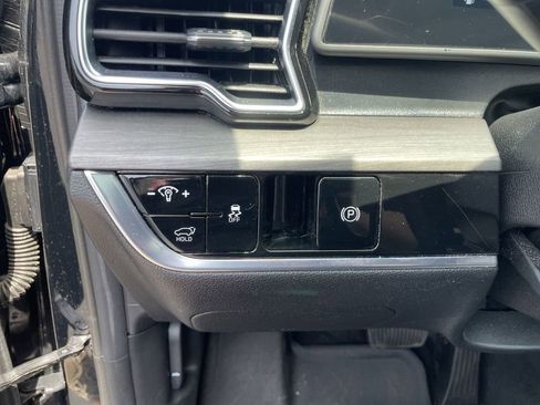Used 2023 Kia Sportage X-Line w/ X-Line Premium Package AWD/4WD image 20