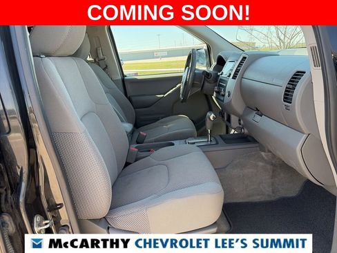 Used 2017 Nissan Frontier SV image 27