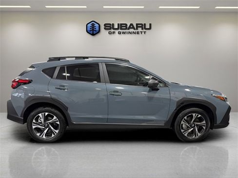 Used 2024 Subaru Crosstrek 2.0i Premium image 6