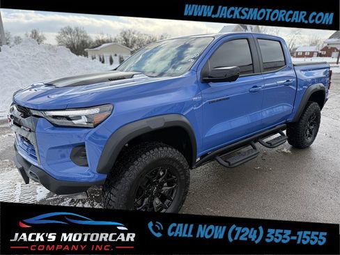 Used 2025 Chevrolet Colorado ZR2 w/ Technology Package image 10
