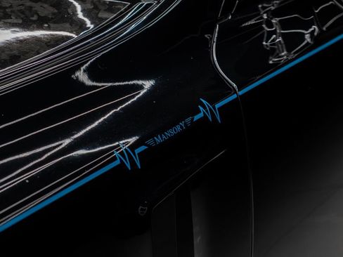 Used 2023 Rolls-Royce Phantom Sedan image 17