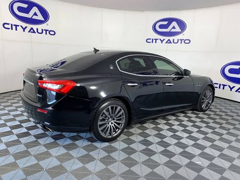 Used 2017 Maserati Ghibli RWD image 3