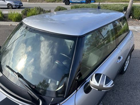 Used 2011 MINI Cooper Hardtop image 14