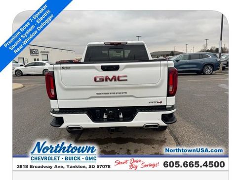 Used 2024 GMC Sierra 1500 AT4 w/ Technology Package image 7