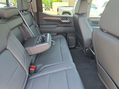 Used 2026 GMC Sierra 1500 Denali AWD/4WD image 13