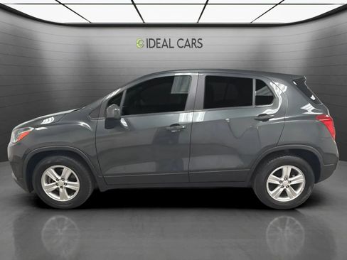 Used 2020 Chevrolet Trax LS w/ Tint and Cruise Package FWD image 8