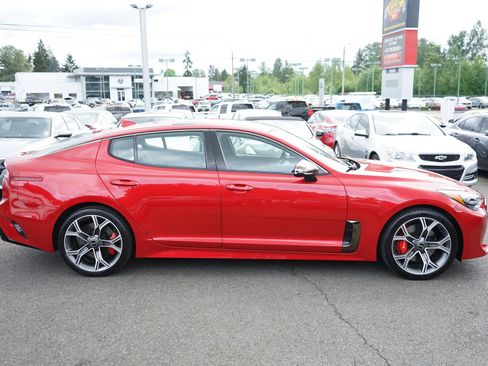 Used 2018 Kia Stinger GT2 AWD/4WD image 5