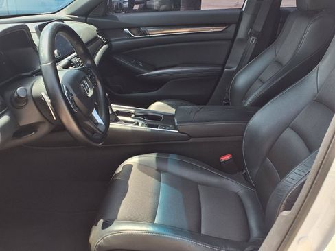 Used 2018 Honda Accord Sport image 25