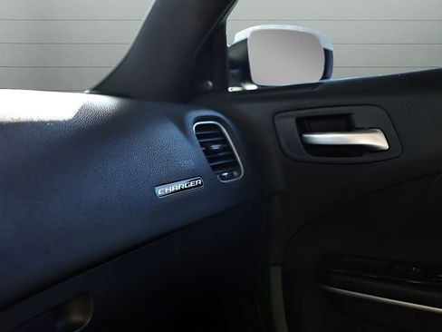 Used 2019 Dodge Charger R/T image 47