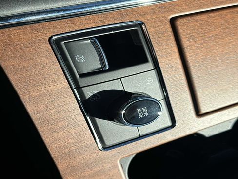 Used 2023 Lincoln Navigator Black Label image 19