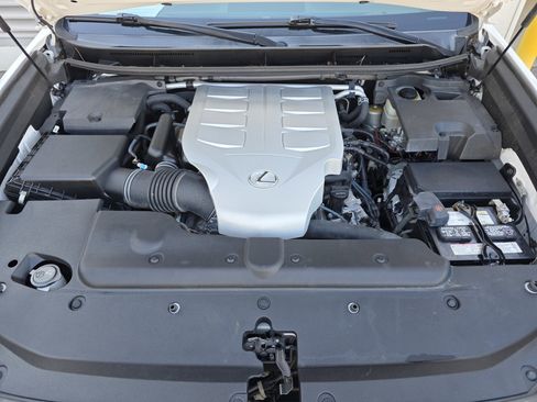 Used 2015 Lexus GX 460 image 52