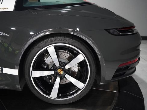 Used 2021 Porsche 911 Targa 4S Heritage Design AWD/4WD image 22