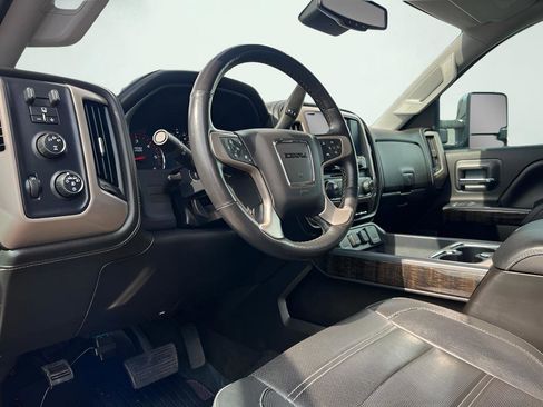 Used 2016 GMC Sierra 2500 Denali w/ Driver Alert Package image 53