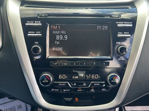 Used 2015 Nissan Murano S AWD/4WD image 16