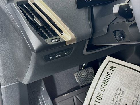 New 2026 BMW iX xDrive45 image 10