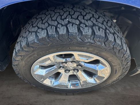 Used 2019 RAM 1500 Big Horn AWD/4WD image 17