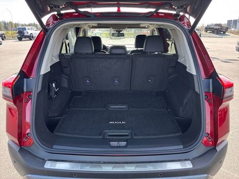 Used 2023 Nissan Rogue SL w/ SL Premium Package AWD/4WD image 25