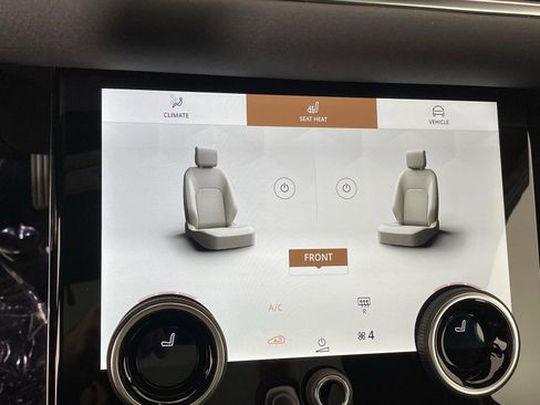 Used 2022 Land Rover Range Rover Evoque SE image 21