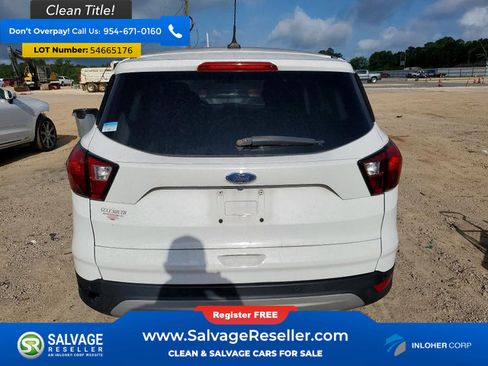 Used 2019 Ford Escape SE FWD image 8