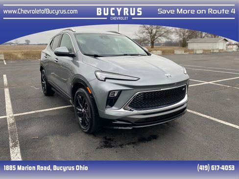 Used 2024 Buick Encore GX Sport Touring image 1