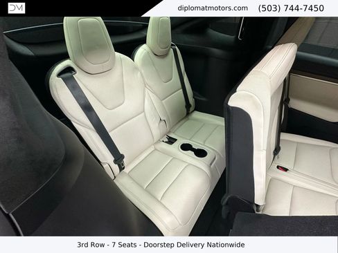 Used 2023 Tesla Model X image 24