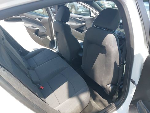 Used 2019 Chevrolet Cruze LT w/ Convenience Package FWD image 11