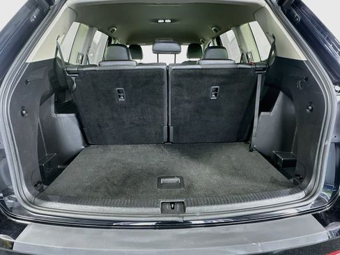 Used 2025 Volkswagen Atlas SE FWD image 30