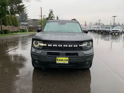 Certified 2025 Ford Bronco Sport Outer Banks w/ Outer Banks Tech Package+ image 10