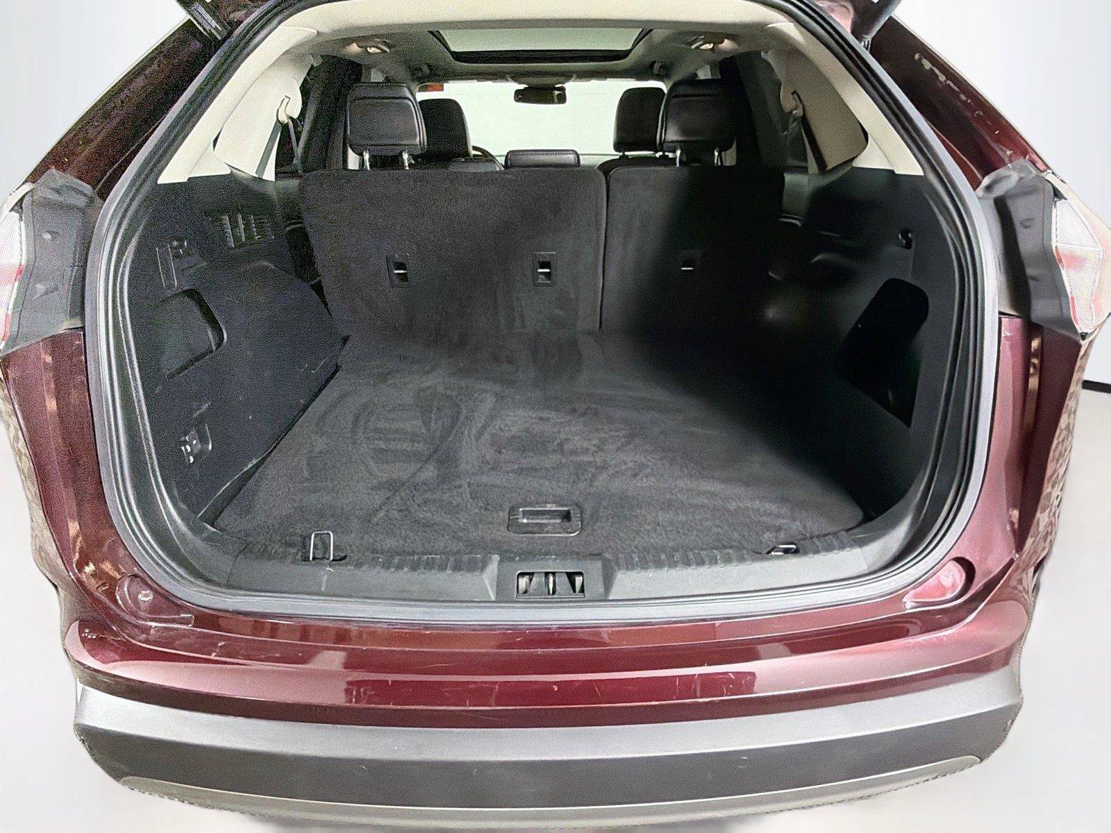 Used 2021 Ford Edge SEL w/ Convenience Package AWD/4WD image 14