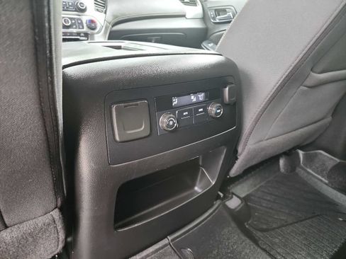 Used 2020 GMC Yukon XL SLE w/ SLE Value Package RWD image 35