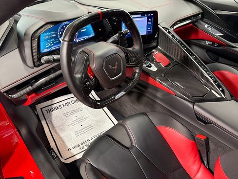 Used 2024 Chevrolet Corvette Z06 w/ Z07 Performance Package RWD image 4