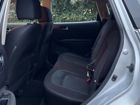 Used 2013 Nissan Rogue S image 10